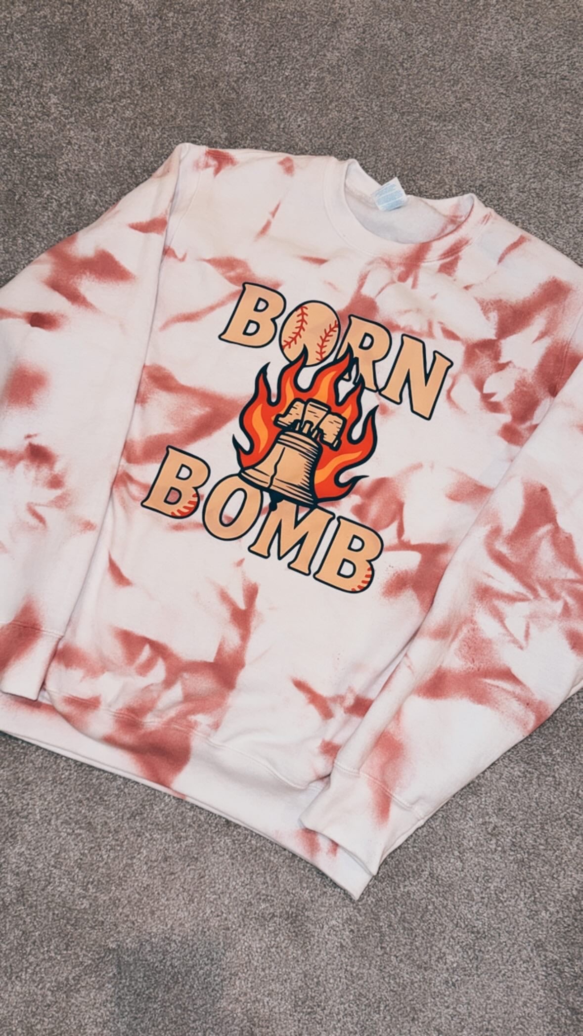 Born Bomb spray dye red