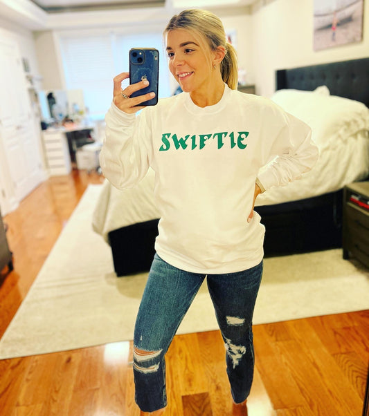 Swiftie Sweatshirt - white